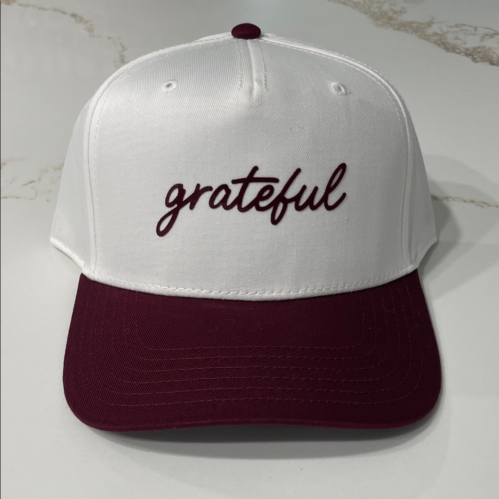 NWT White and Burgundy Velvet GRATEFUL SnapBack Trucker style Hat
